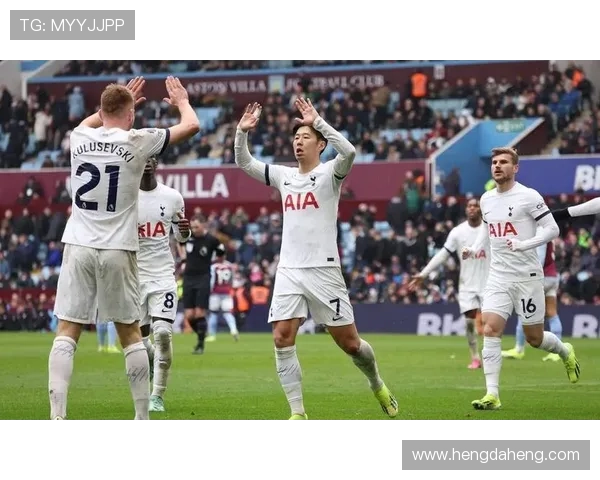 坎贝尔回忆热刺球迷攻击事件称无人道歉与菲戈遭遇相似